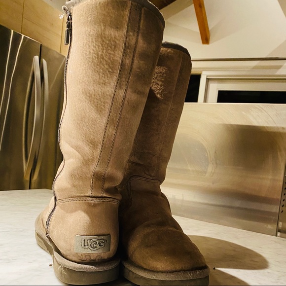 🐚 Dark Grey Zip Up Ugg Boots Size 6 - Picture 2 of 3